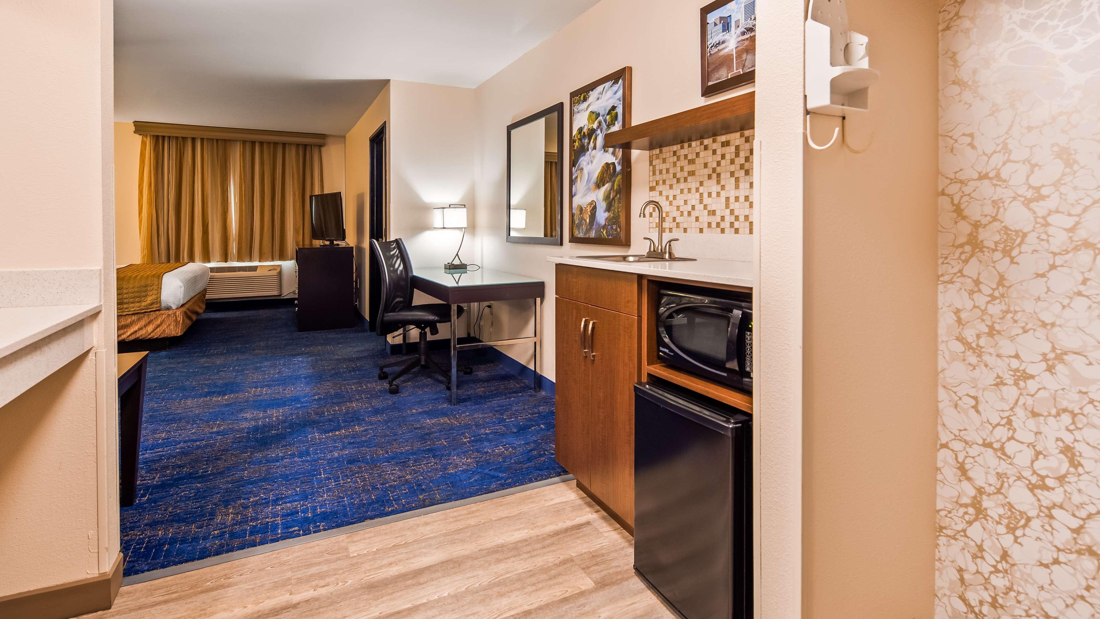 Best Western Plus Executive Hotel & Suites Sulphur Buitenkant foto