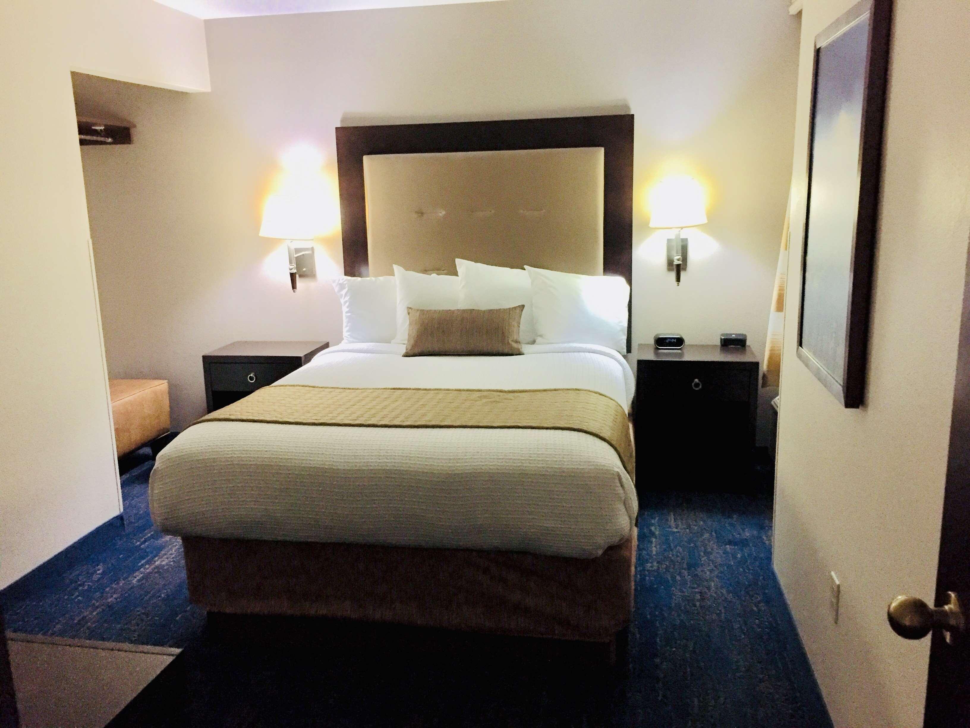 Best Western Plus Executive Hotel & Suites Sulphur Buitenkant foto